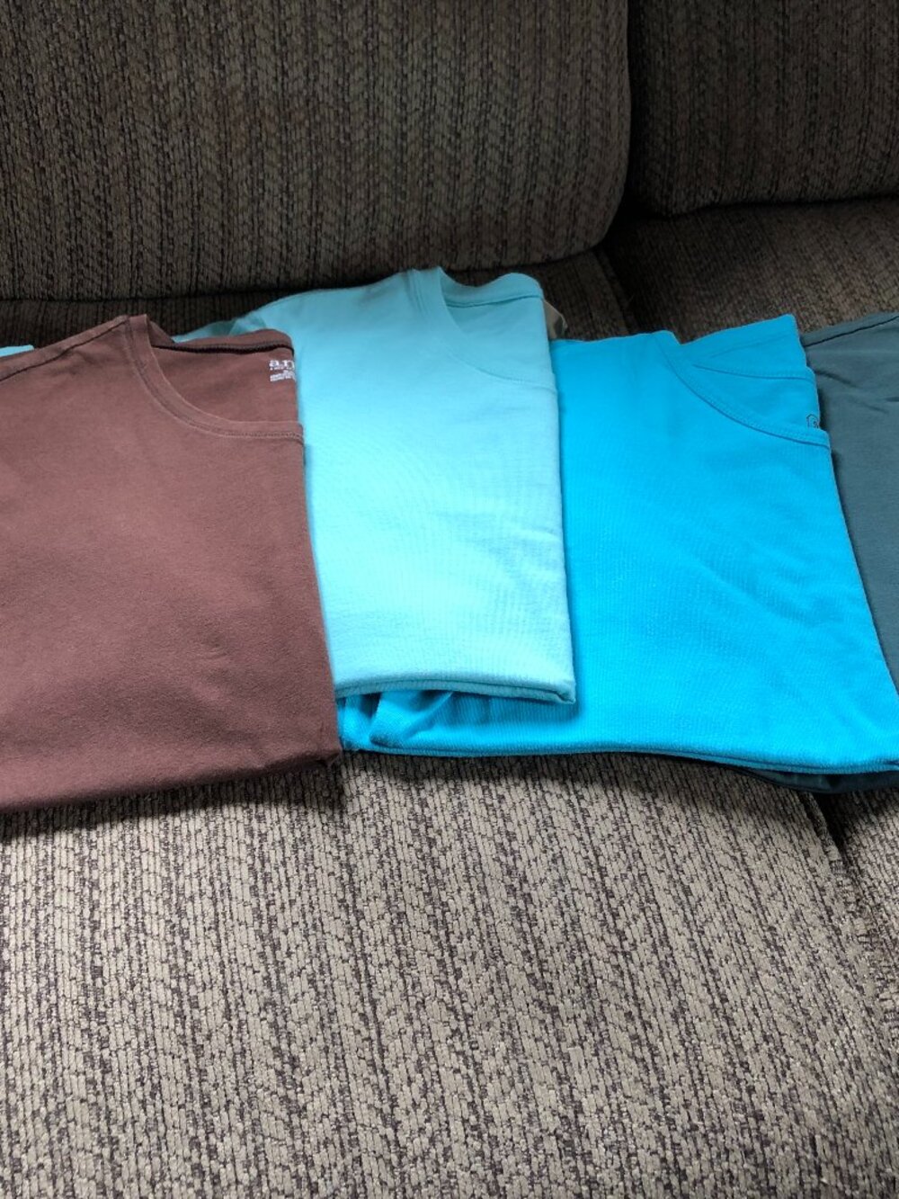 LOT of 4 Knit Tops a.n.a. XL, Northeast Outfitters L, Schmidt Workwear L #JS